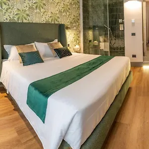 https://castel-santangelo-luxury-rooms-tour.it-romehotels.com